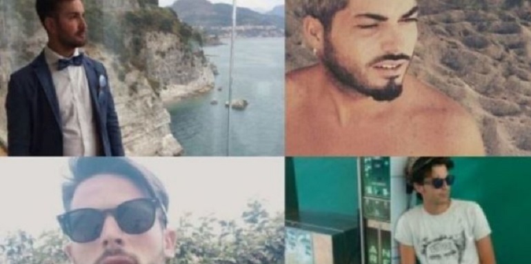 Torre del Greco, i funerali dei quattro ragazzi morti a Genova. Lo striscione: "Di uno Stato strafottente vittime innocenti"