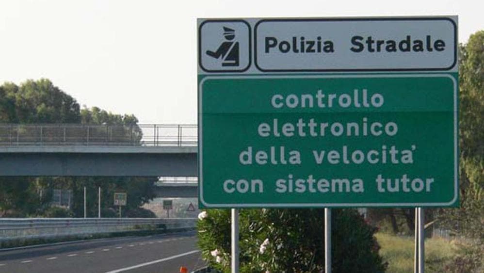 Tutor nuovi in autostrada, quante fake news: non controlla Rc Auto, bollo e revisione