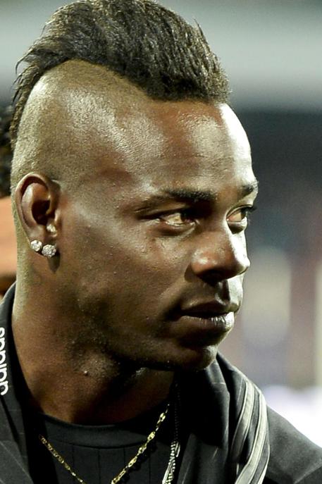 Mario Balotelli risponde a Sacchi ed ai detrattori: "Io sono forte e voi?"