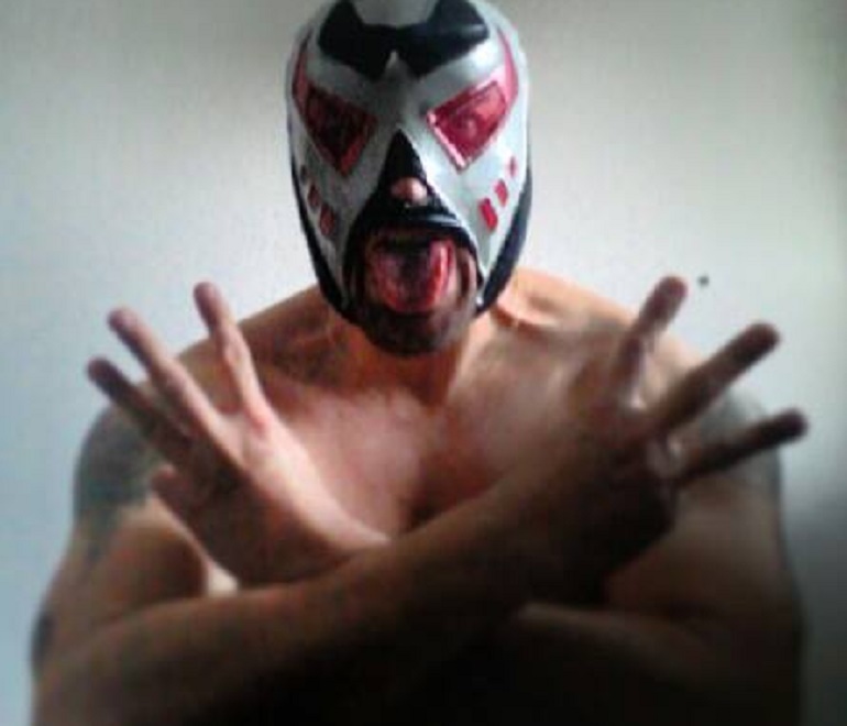 Cristian Panarari, il politico-wrestler del M5s lascia la politica: "Mi mancava l'allenamento"