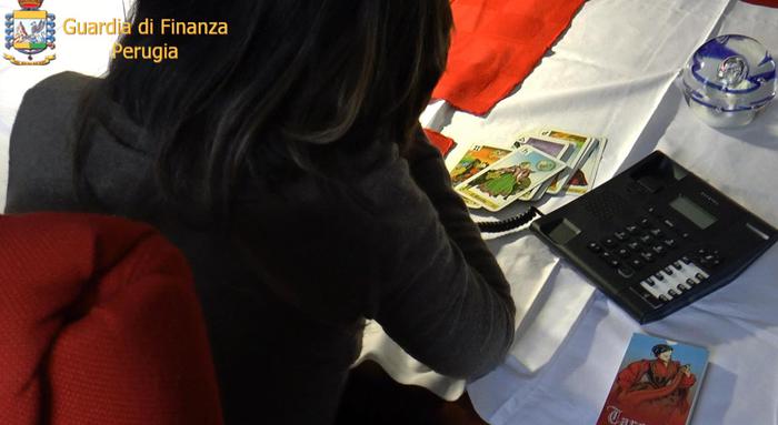 Cartomante a Perugia nasconde 4 milioni in nero. Fino a 240mila euro per riconquistare l'amore perduto