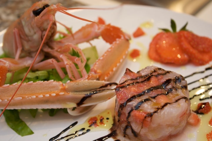 Mangia e scappa: cena a due pretesto per non pagare il super-conto. In California rischia 16 anni