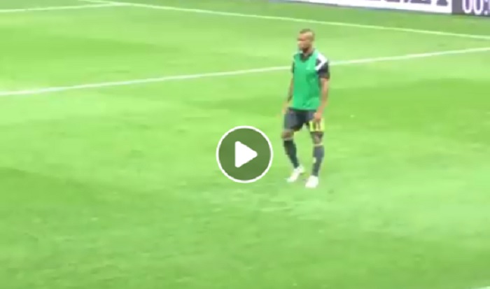 Douglas Costa, stop da fantascienza con il tacco al volo VIDEO