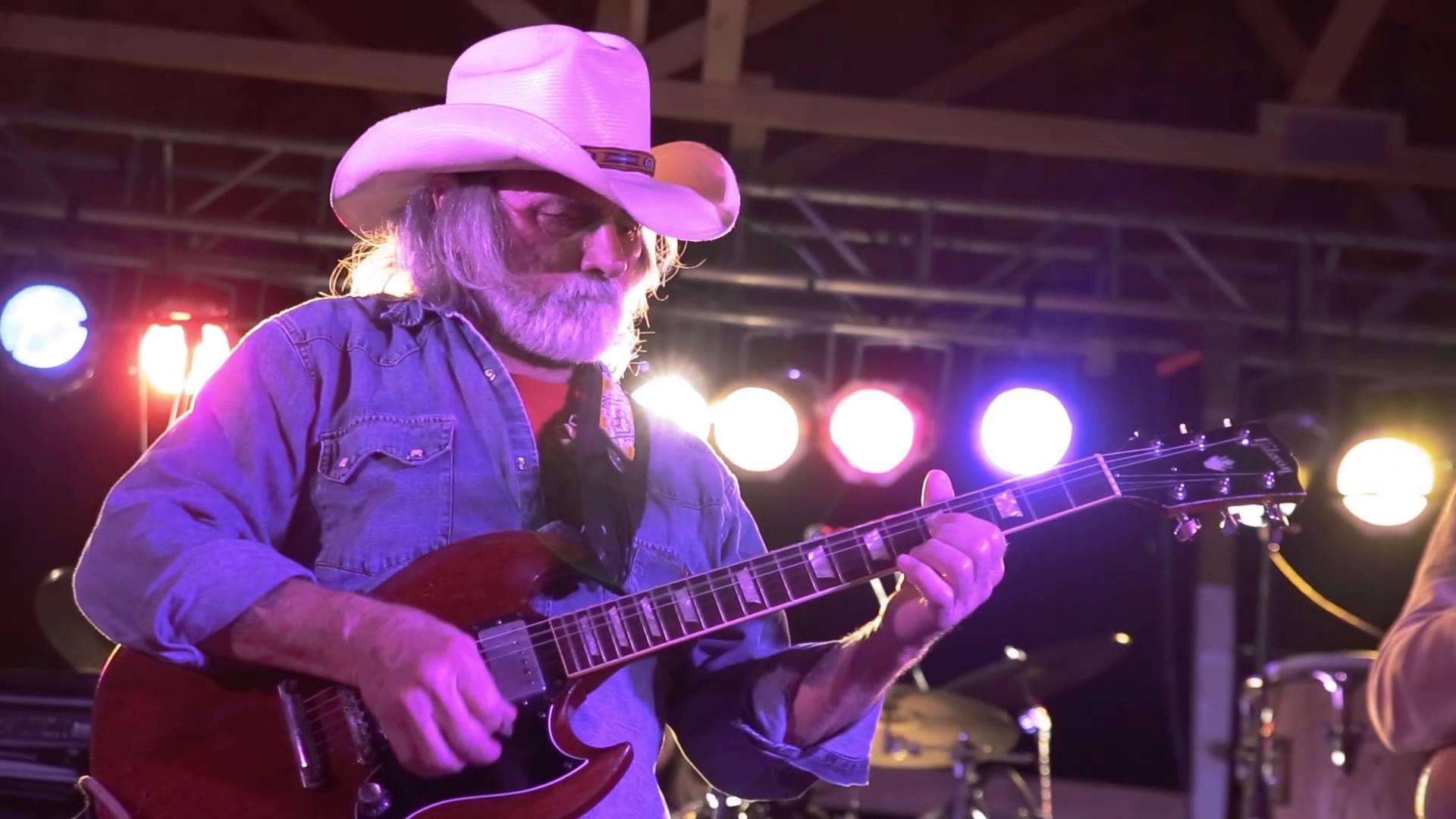 Allman Brothers Band: Dickey Betts, il chitarrista, cade in casa, dovrà essere operato al cervello