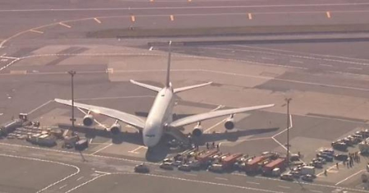 Aereo da Dubai, quale minaccia? 500 passeggeri in quarantena