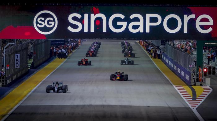 Formula 1 Singapore, ordine arrivo e classifica piloti: Hamilton trionfa e allunga su Vettel
