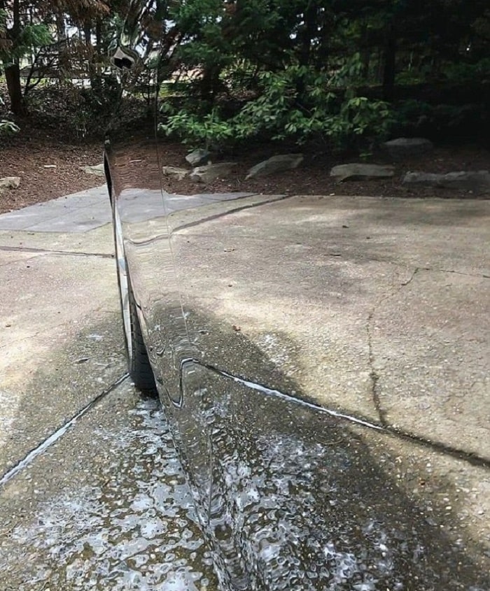 Auto invisibile Reddit