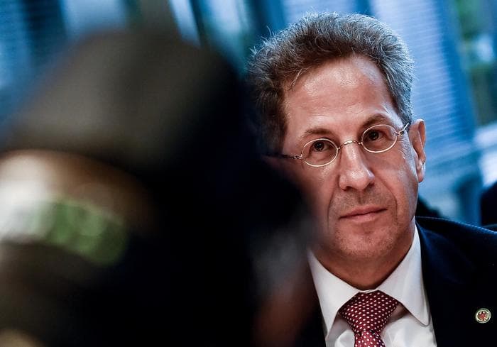 Germania, capo servizi segreti Maassen rimosso (ma promosso) per simpatie per l'estrema destra