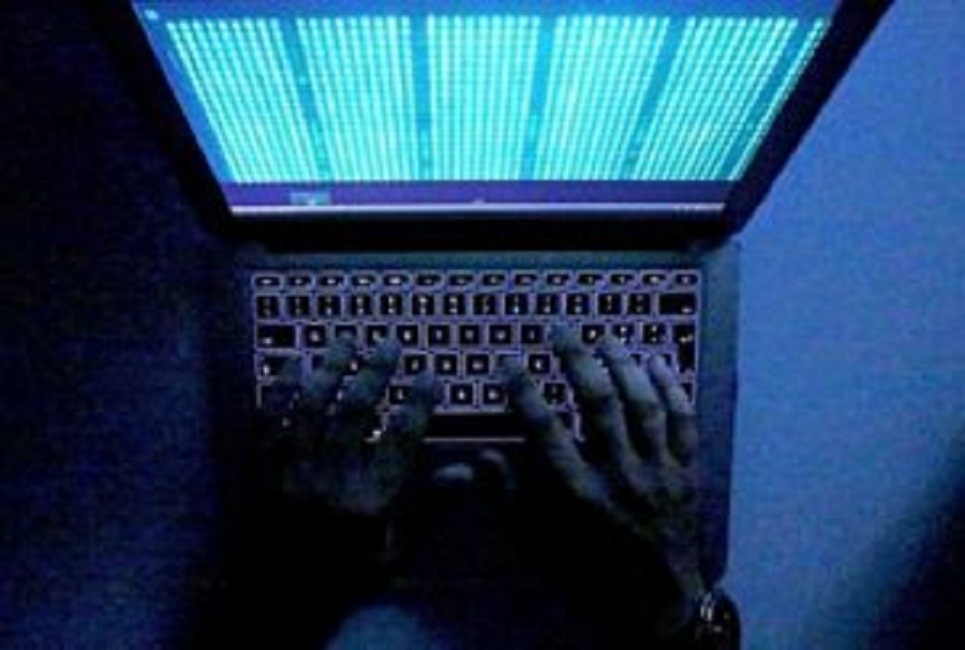 M5s, attacco hacker a Rousseau: online i numeri di Di Maio, Toninelli e Bonafede