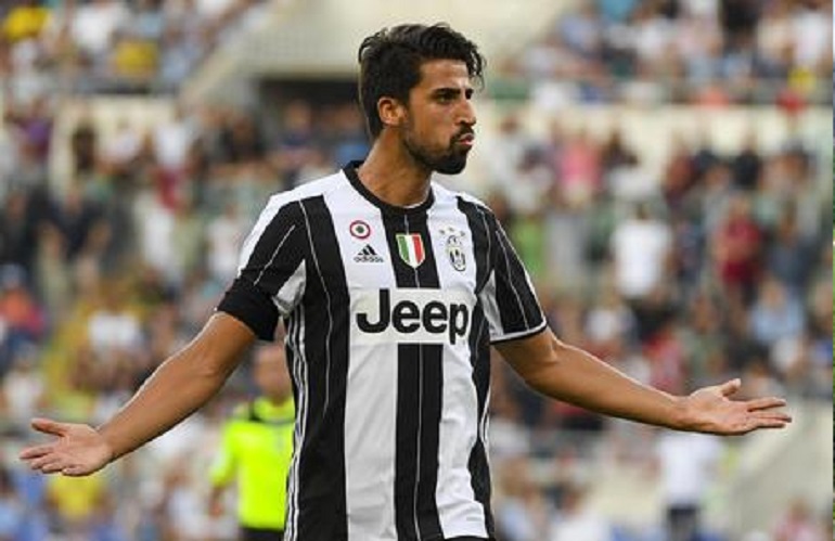 Sami Khedira, distrazione ai flessori della coscia sinistra dopo l'infortunio contro il Valencia (foto Ansa)
