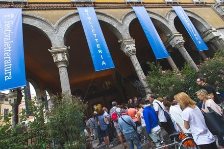 Eni partner del Festivaletteratura di Mantova: con Neri Marcorè l'evento su "uomo e macchina"