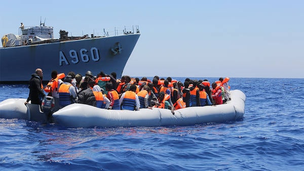 Migranti, polizia di frontiera europea: la proposta della Commissione Ue