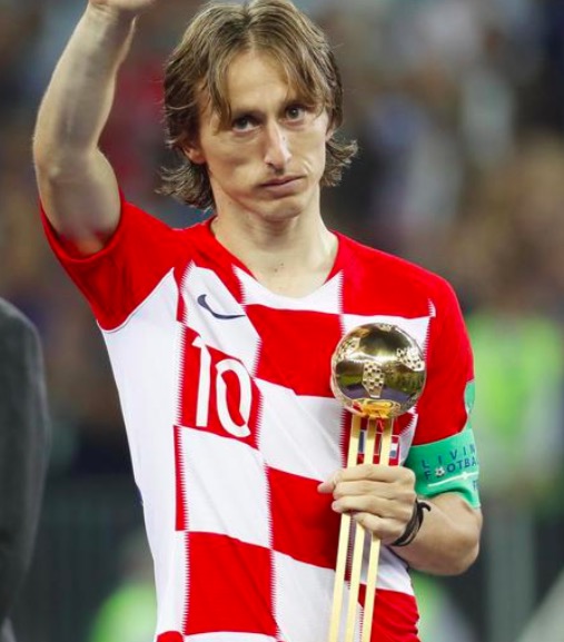 Modric: "Cristiano Ronaldo non si è presentato al premio Uefa? Lo perdono, è un amico"