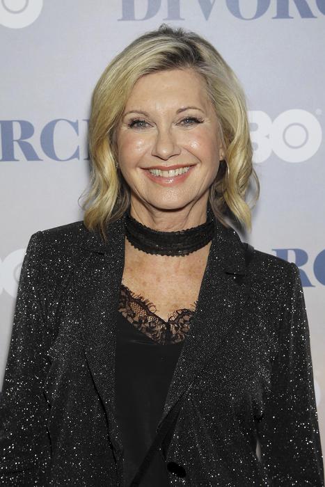 Olivia Newton-John: "Combatto contro il cancro per la terza volta"