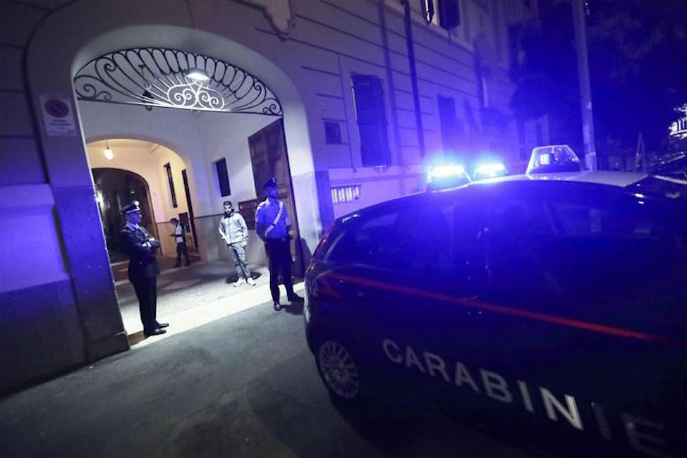 Paola Adiutori morta in casa. Il marito fermato per omicidio: "Non volevo vederla soffrire"