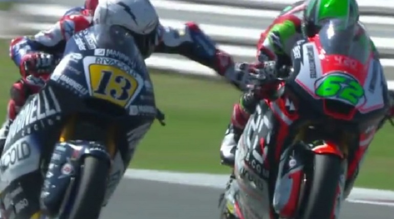 Romano Fenati, la madre annuncia azioni legali: "Siamo stati minacciati di morte"