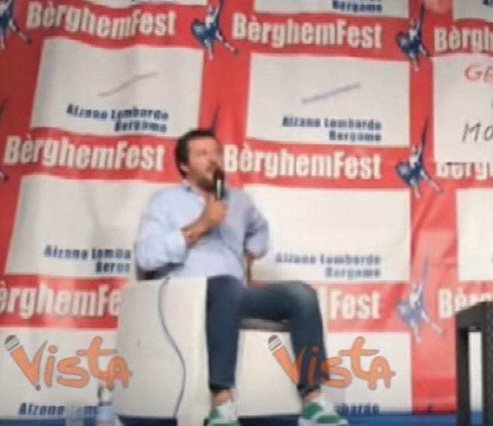 Matteo Salvini: "Fare un figlio? Meglio una crisi di governo" VIDEO