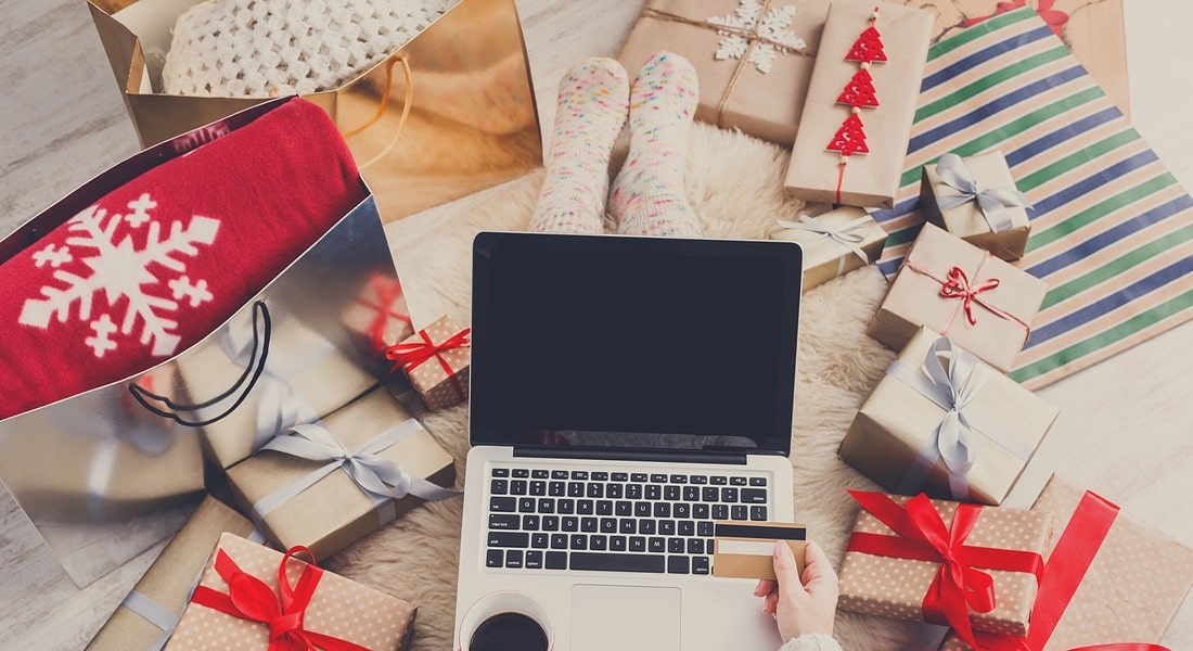 Stop negozi domenica anche per l'online: sì l'acquisto, no ordine e consegna