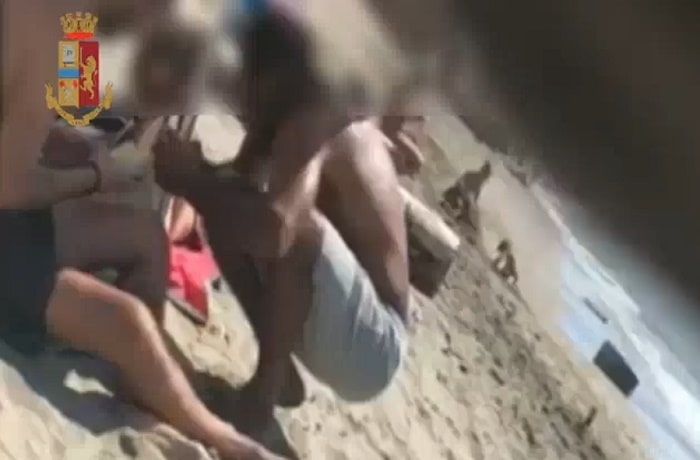 Polizia costume Torvaianica