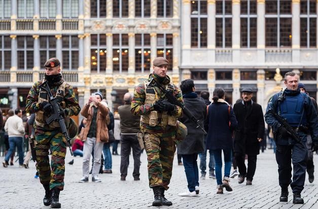 Terrorismo, espulsi un 27enne tunisino e un 48enne algerino (foto d'archivio Ansa)