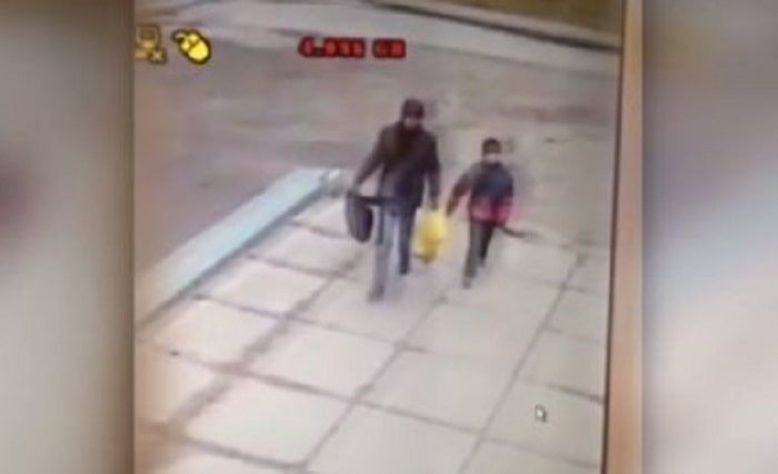 San Pietroburgo: pedofilo abusa di un bambino di 10 anni, poi lo uccide e lo fa a pezzi