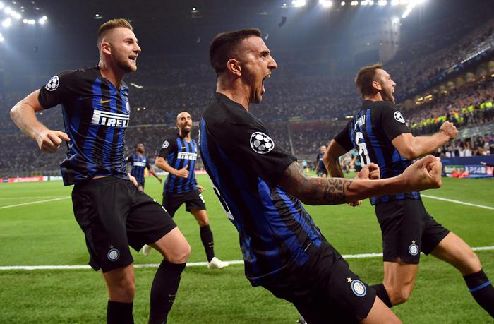 Inter-Tottenham. Gol-vittoria di Vecino, telecronisti Sky impazziscono nemmeno fosse una finale Champions