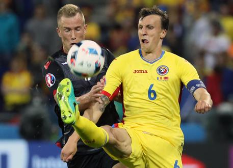 Vlad Chiriches, rottura del legamento crociato anteriore del ginocchio sinistro: operazione in giornata