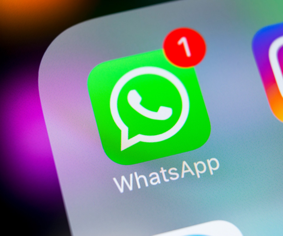 WhatsApp, in arrivo nuove funzioni per le foto