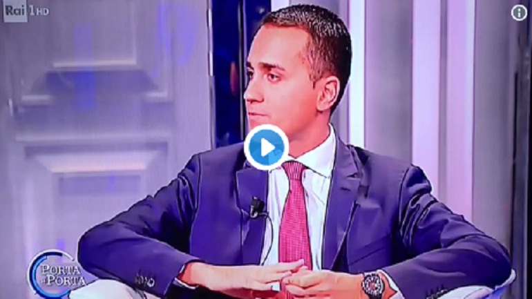 Porta a Porta, Luigi Di Maio scopre in diretta che il decreto fiscale non è ancora arrivato al Quirinale VIDEO