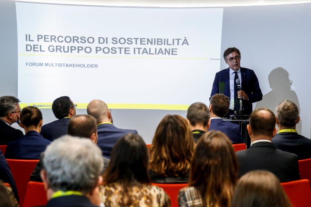 Sostenibilità e responsabilità sociale: Poste Italiane lancia il Multistakeholder Forum . nella foto Giuseppe Lasco
