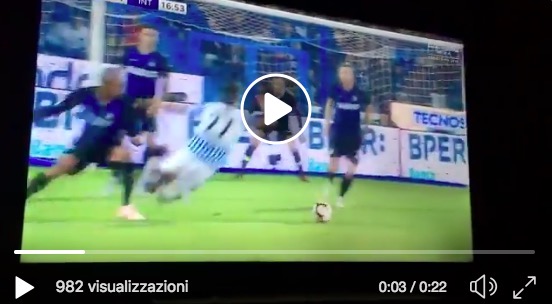 Antenucci video rigore sbagliato in Spal-Inter, concesso per fallo di Miranda