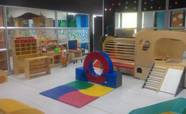 Roma, 17 casi di salmonella in un asilo del Salario (foto Ansa)