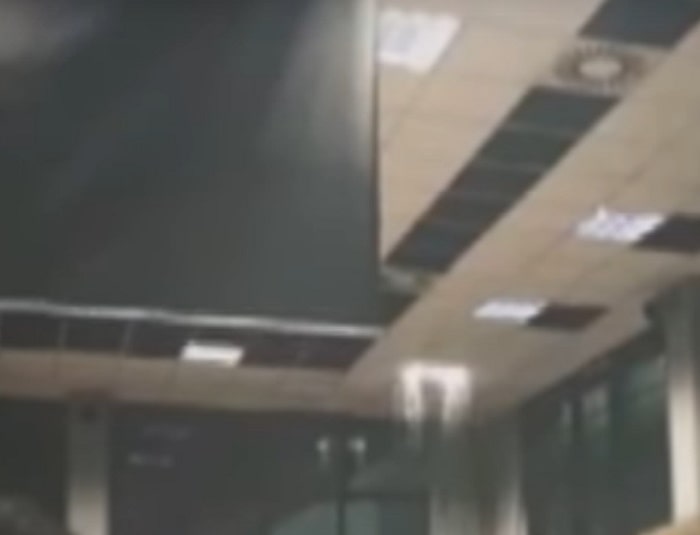 Milano aula Politecnico crolla soffitto