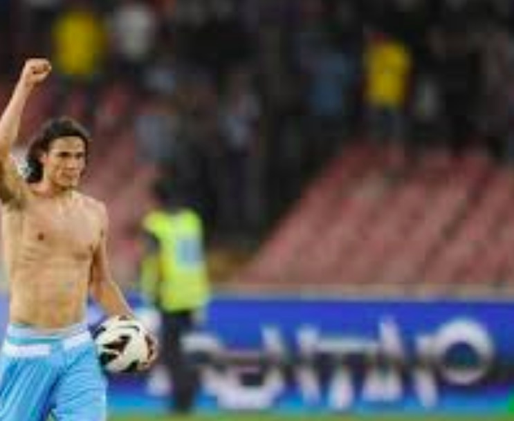 Calciomercato Napoli, Cavani vuole tornare: lo svela il suo avvocato