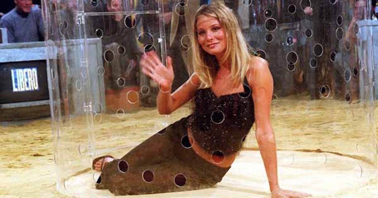 Flavia Vento dalla Balivo: "Io non devo niente a Teo Mammuccari. Mi ha lanciato come scema"