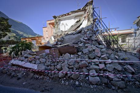 Decreto Genova, sanatoria Ischia divide il governo. Salvini: "Non è un bel segnale"