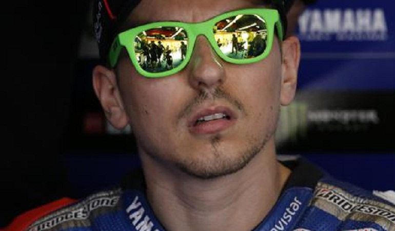 GP Giappone, Jorge Lorenzo in dubbio: "Frattura più grave del previsto" (foto Ansa)
