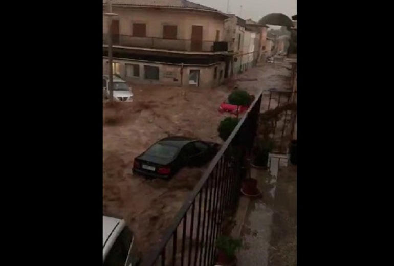 Spagna, piogge torrenziali a Mariorca: almeno cinque morti