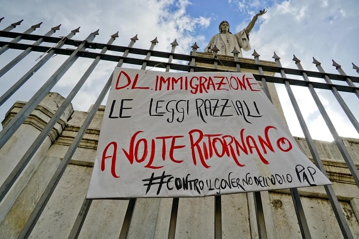 salvini manifesti leggi razziali