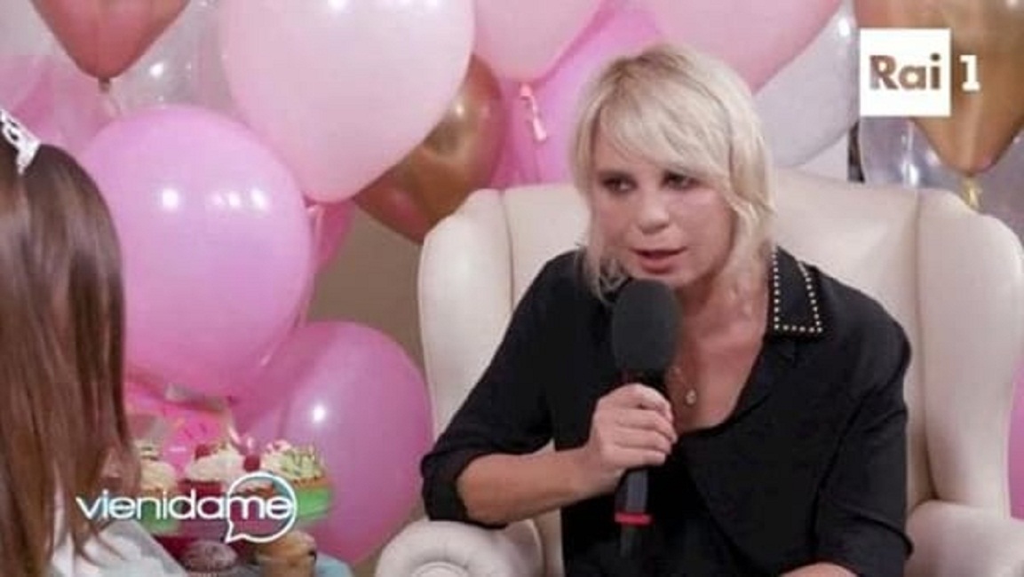 Vieni da me, mandata in onda l'intervista a Maria De Filippi: i vertici Rai l'avevano bloccata