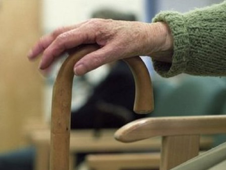 Matrimonio non consumato, 96enne ottiene il divorzio dalla moglie di 41 anni più giovane (foto Ansa)