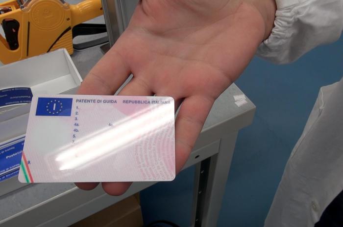 Patente moto e motocicli A, A1 e A2: come cambia l'esame, da 6 a 3 prove pratiche