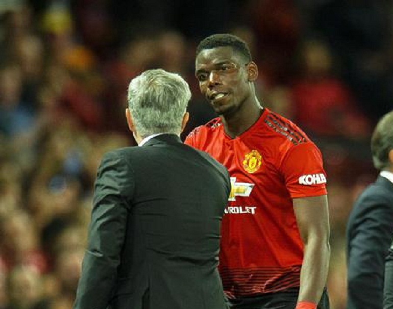 Alan Shearer difende Mourinho: “Pogba non avrebbe pulito gli scarpini dei campioni del Manchester” (foto Ansa)