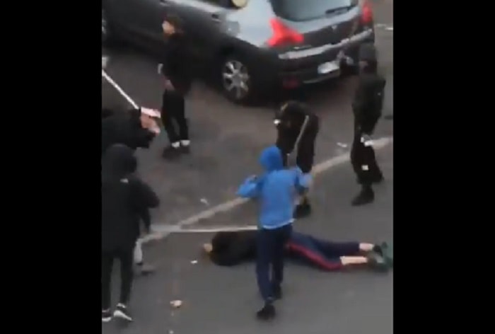 massacrato botte Parigi