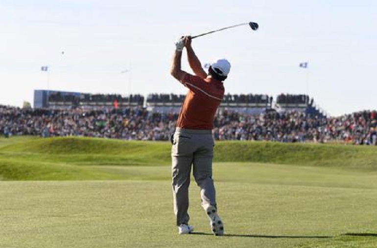 Ryder Cup, spettatrice colpita dalla pallina: ha perso l'uso dell'occhio (foto d'archivio Ansa)