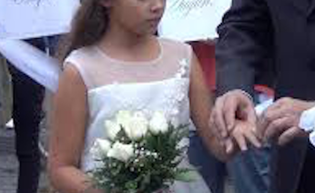 Promette la figlia 16enne in sposa e la segrega in casa: padre condannato a 13 anni