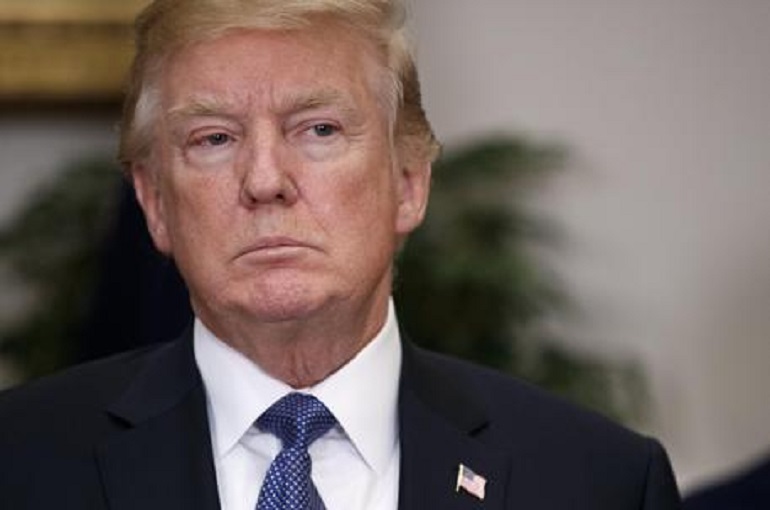 Trump abbandona il trattato sul disarmo nucleare: "Pronti ad abbattere missili russi di medio raggio" (foto Ansa)