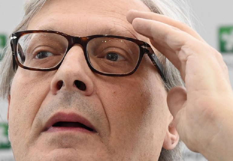 Sgarbi conferma: "Prenderò il Cervia. Sesso libero in ritiro" (foto Ansa)