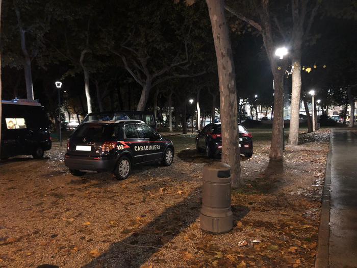 prato immigrato carabinieri