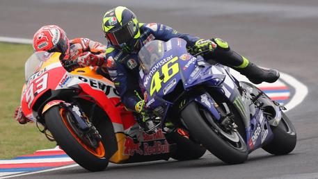 MotoGp Malesia, griglia di partenza: Marquez pole e penalità, Zarco e Valentino Rossi avanzano